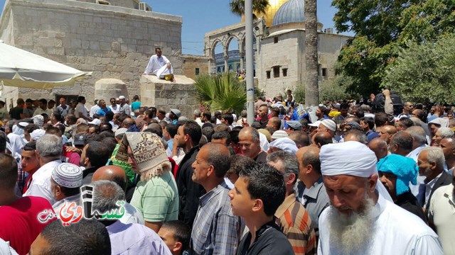 فيديو- القدس: 350 الف مصل أدوا الجمعة الثاني من رمضان في الاقصى